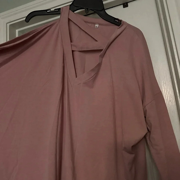 Unbranded Blush Pink L/S cold shoulder (1-side) and criss-cross neckline. XL - Picture 3 of 6